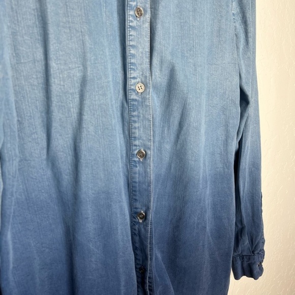Chelsea & Theodore Hombre Tyncel Button Down Long Sleeve Shirt | Small - Picture 7 of 9